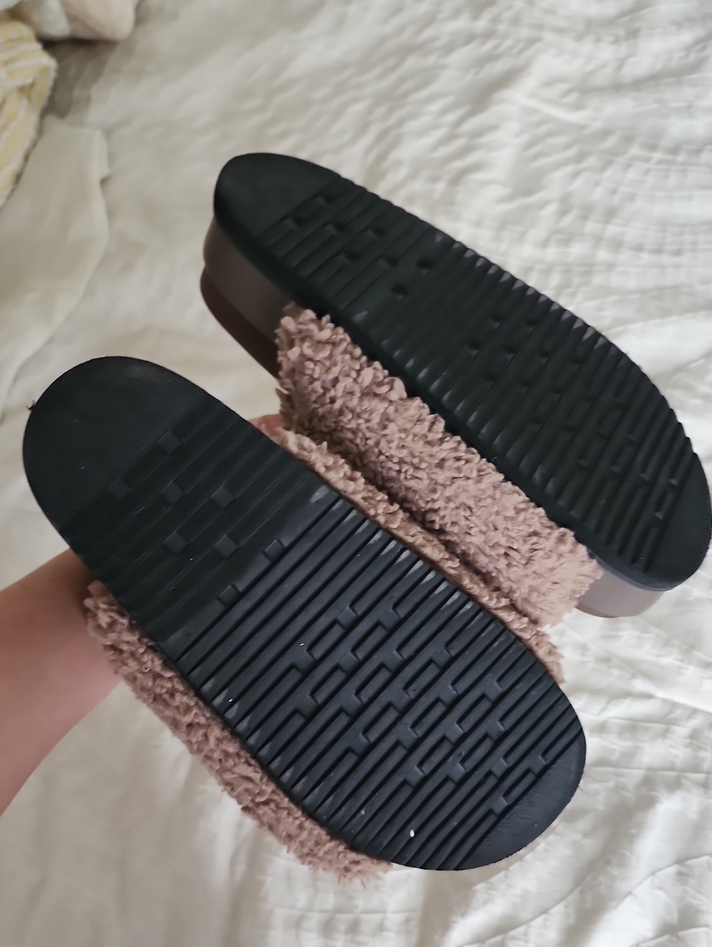 Roam Fuzzy Platform Sludes Size 7 - Picture 7 of 9